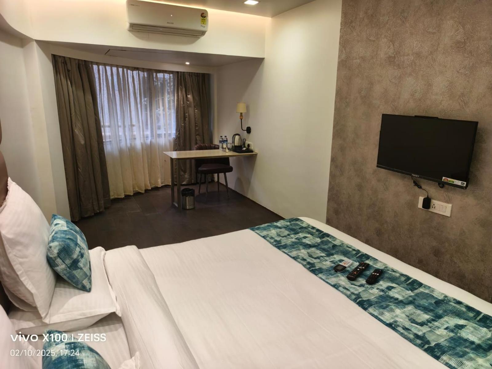 Hotel Dakshin Grandeur Navi Mumbai Exterior photo