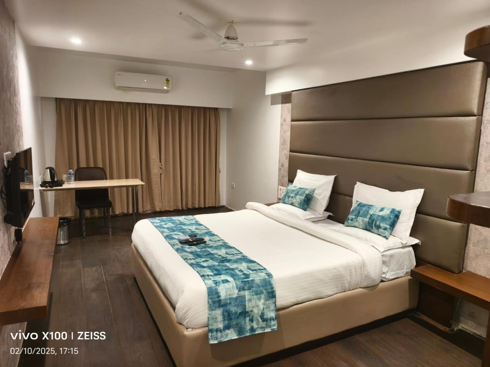 Hotel Dakshin Grandeur Navi Mumbai Exterior photo